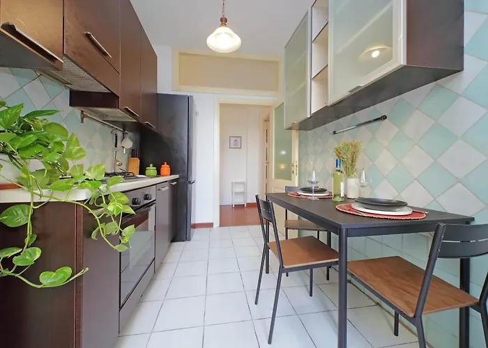 別荘 Modern Near Metro Malatesta With Balcony & Wi-fi