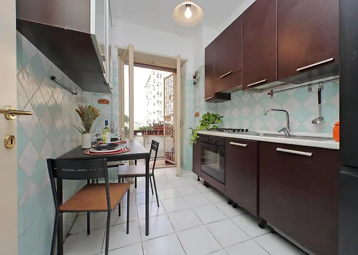 Modern Near Metro Malatesta With Balcony & Wi-fi *