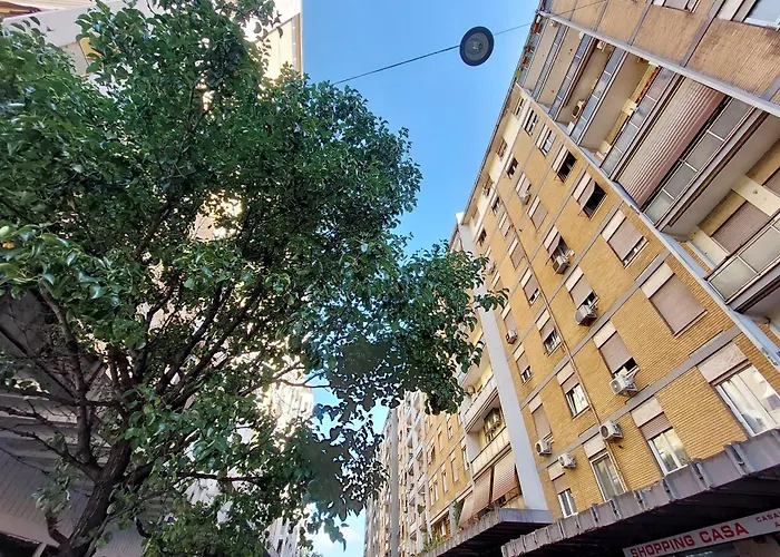 Modern Near Metro Malatesta With Balcony & Wi-fi